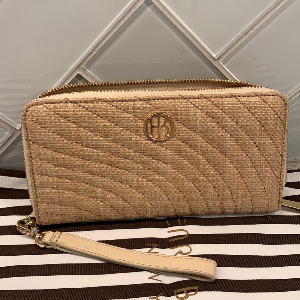 Henri Bendel wallet
